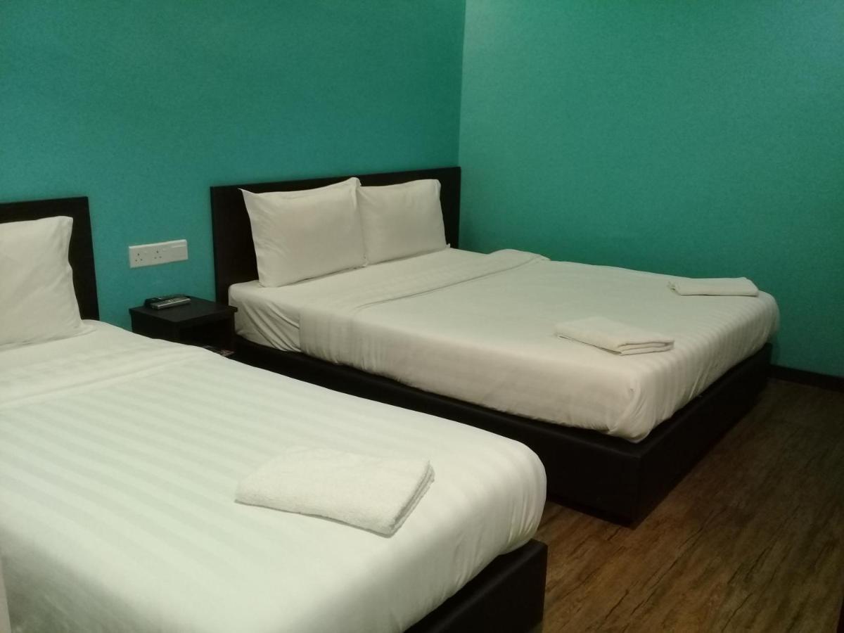 Clover Hotel Ipoh Esterno foto