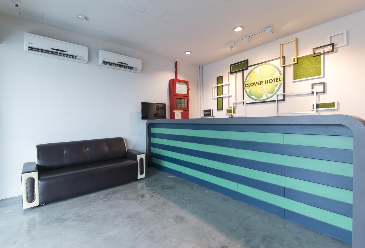 Clover Hotel Ipoh Esterno foto