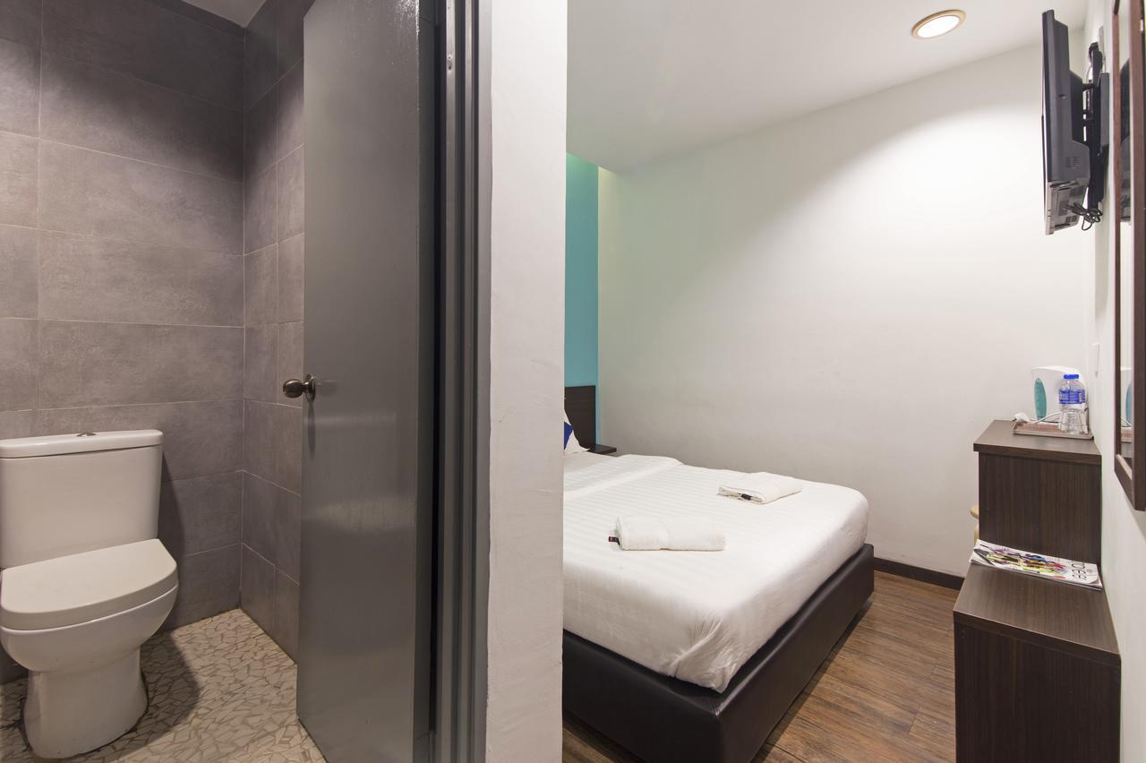 Clover Hotel Ipoh Esterno foto