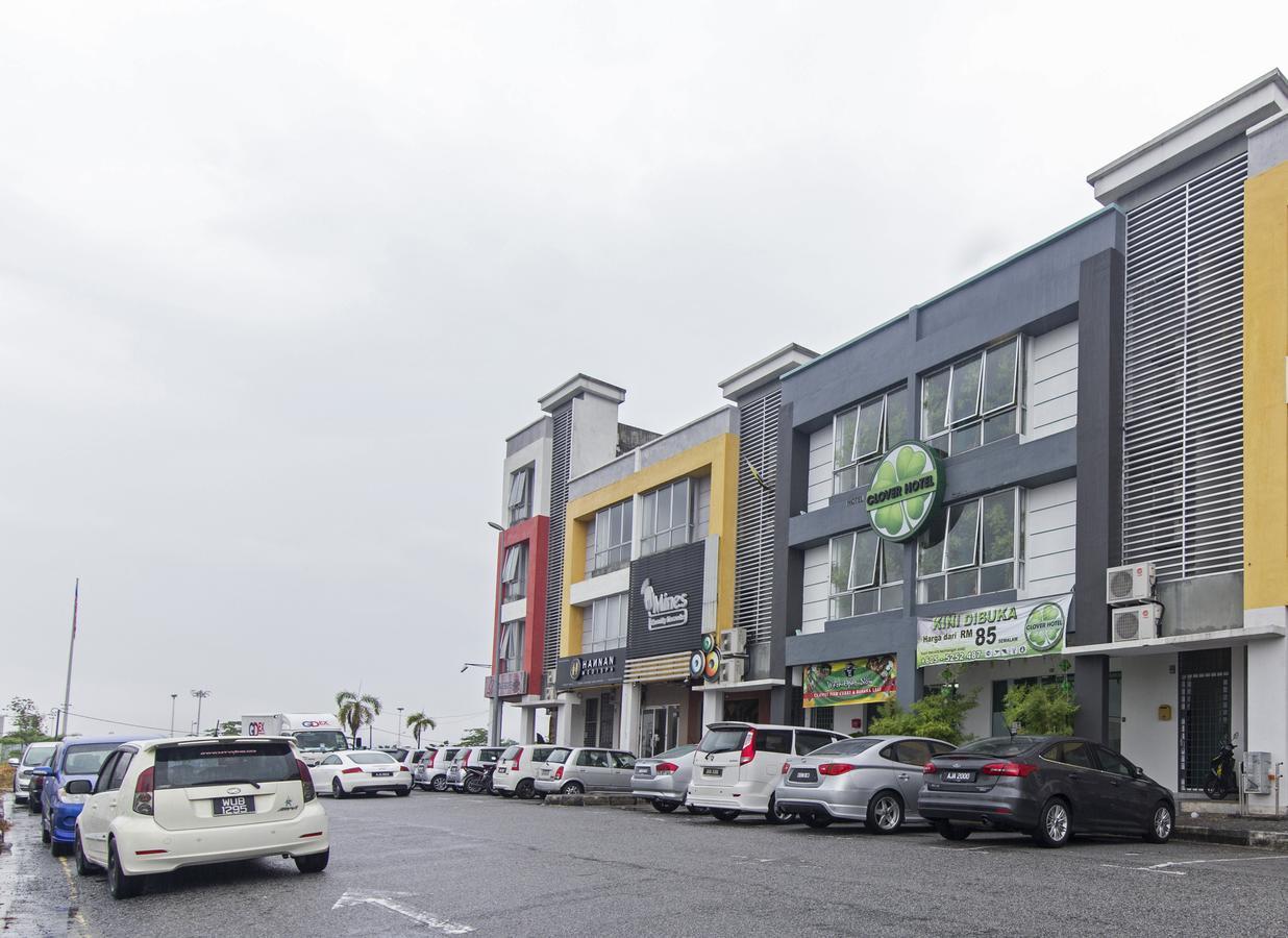 Clover Hotel Ipoh Esterno foto